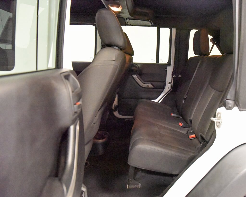 Used 2015 Jeep Wrangler Unlimited Sport 4x4 SUV