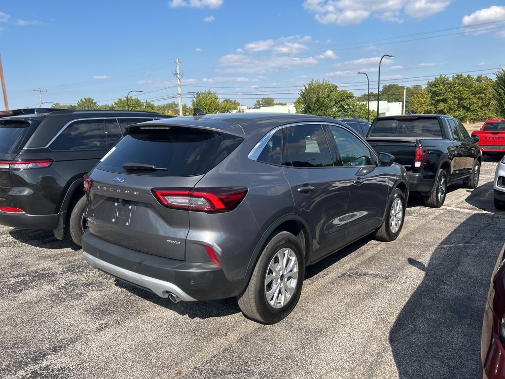 2023 Ford Escape Active photo 3