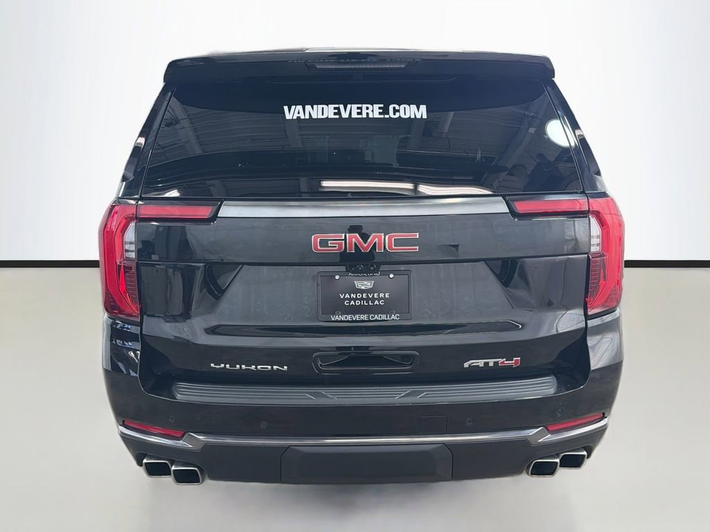2025 GMC Yukon AT4 - Photo 9