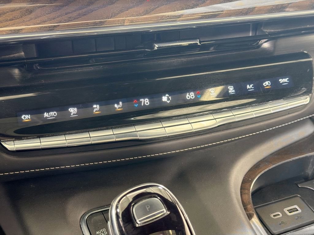 2024 Cadillac Escalade Sport Platinum - Photo 18