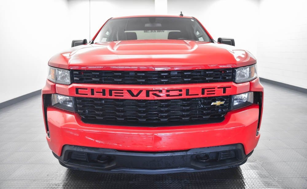 Used 2021 Chevrolet Silverado 1500 Custom with VIN 1GCRYBEH4MZ111212 for sale in AKRON, OH