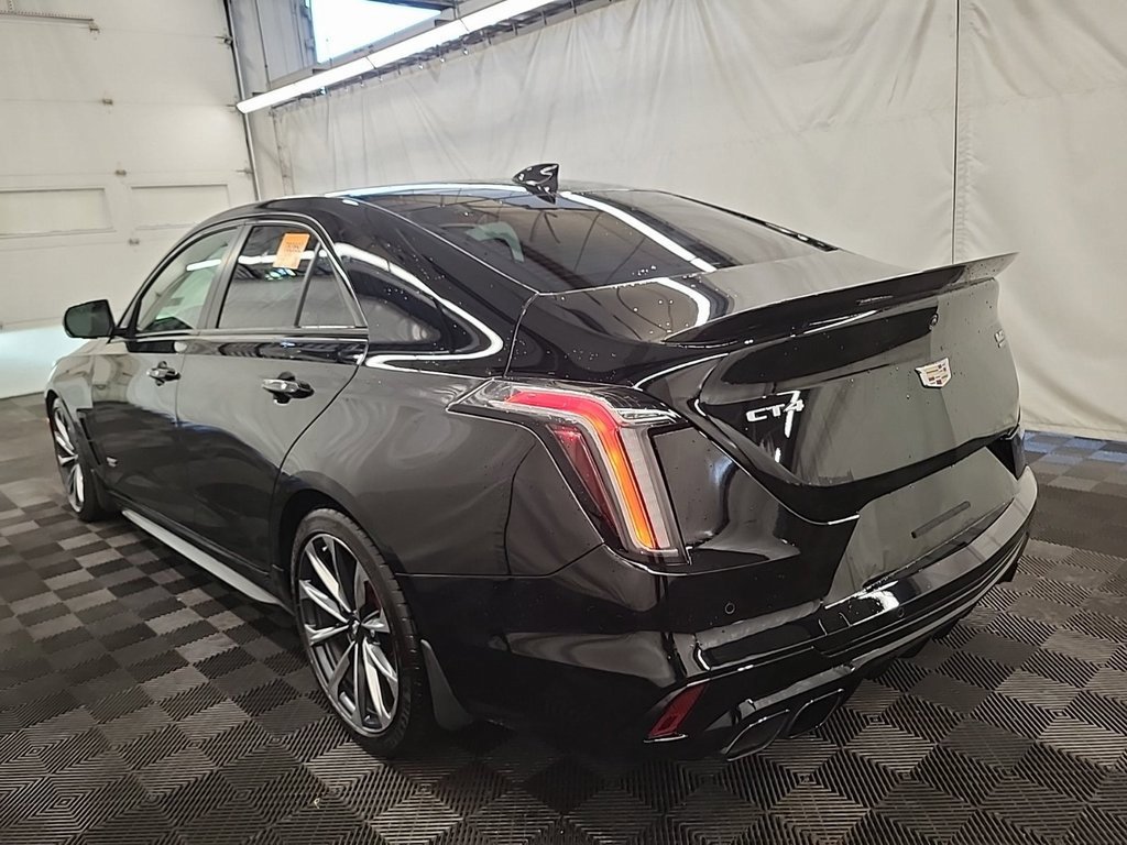 2023 Cadillac CT4 photo 2