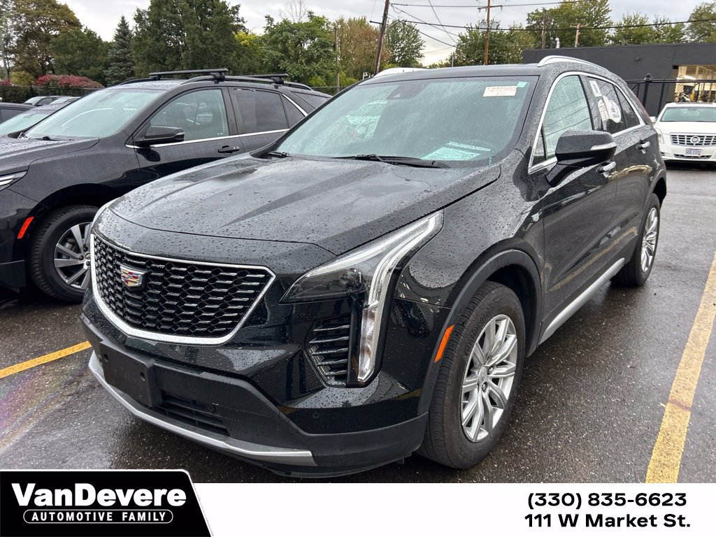 2023 Cadillac XT4 Luxury