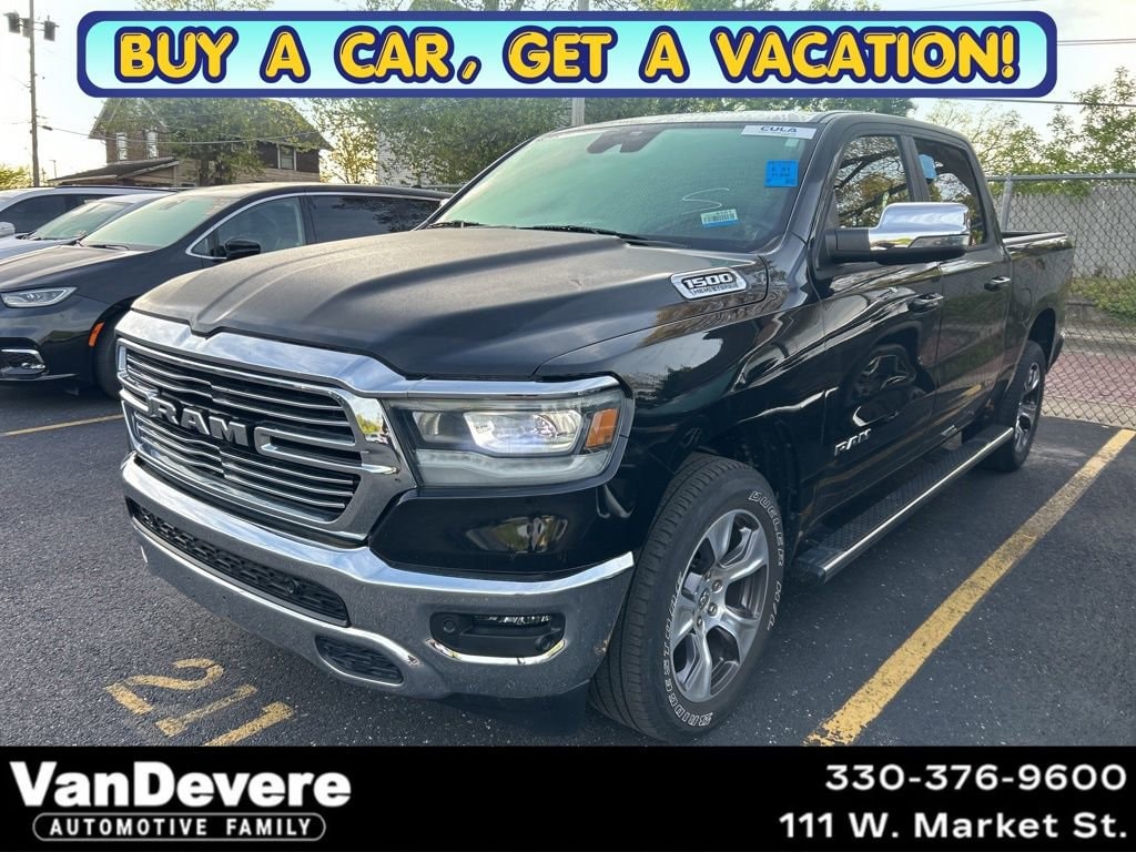 2023 RAM 1500 Laramie 4x4 Crew Cab 5'7's photo