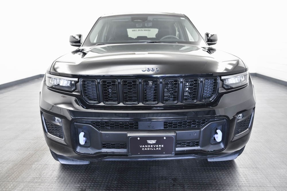 Used 2023 Jeep Grand Cherokee 30th Anniversary 4xe with VIN 1C4RJYB6XP8905328 for sale in AKRON, OH