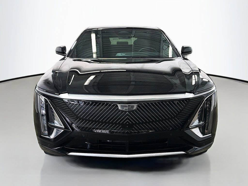 Used 2024 Cadillac LYRIQ Luxury 2 with VIN 1GYKPRRL0RZ114458 for sale in Akron, OH