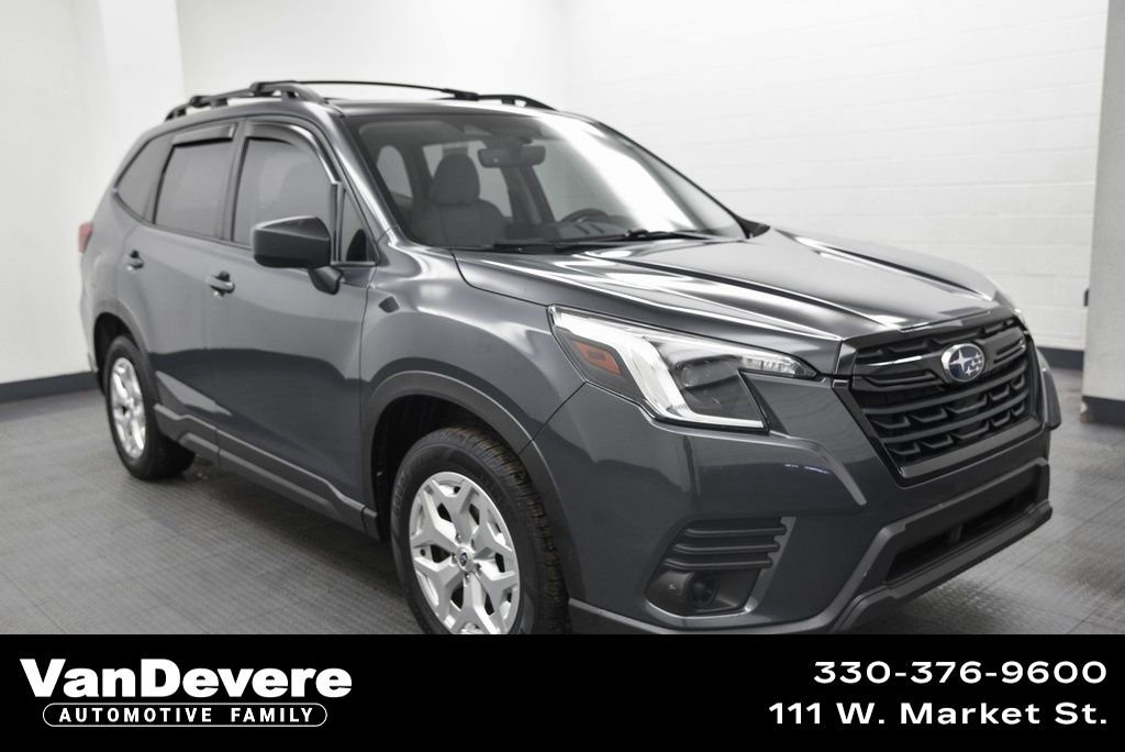 2023 Subaru Forester Base