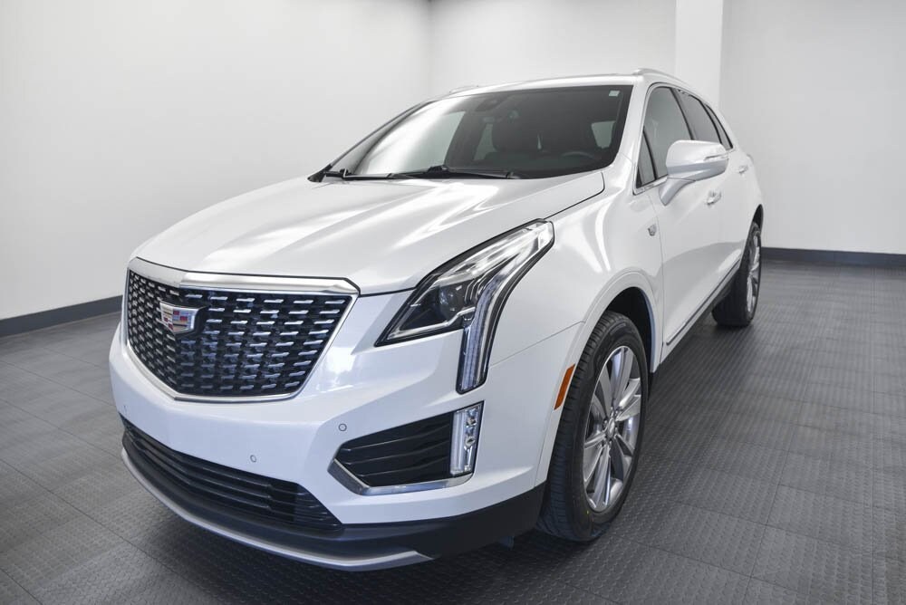 2024 Cadillac XT5 Premium Luxury photo 3