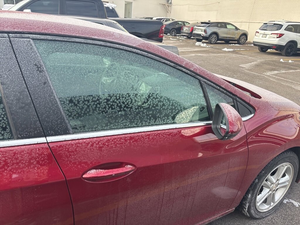 Used 2018 Chevrolet Cruze LT Car