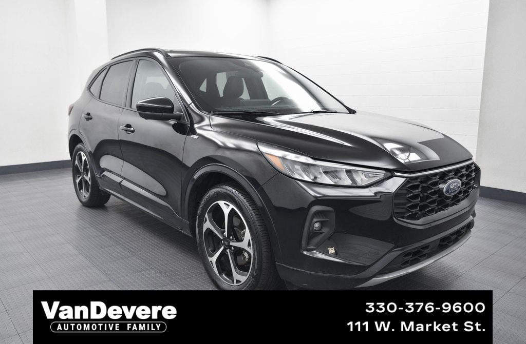 2024 Ford Escape ST-Line Select's photo