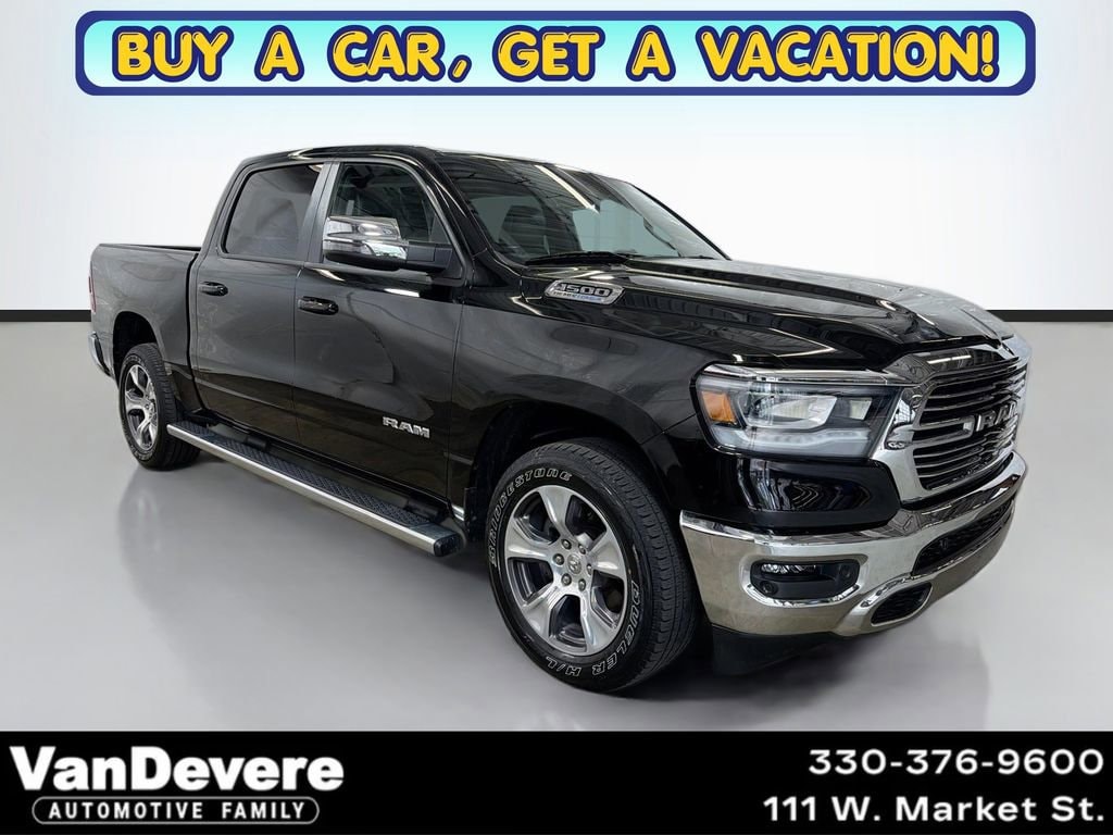 2023 RAM 1500 Laramie 4x4 Crew Cab 5'7's photo