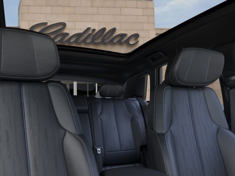 2025 Cadillac LYRIQ Luxury 1 - Photo 24