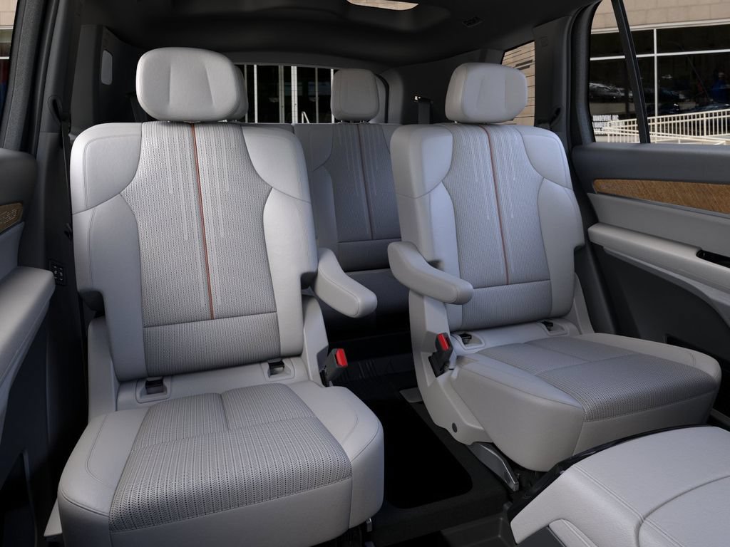 2026 Cadillac VISTIQ Luxury - Photo 17
