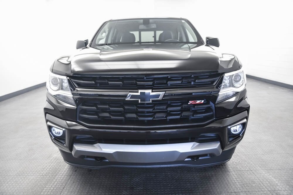 2022 Chevrolet Colorado Z71 photo 2