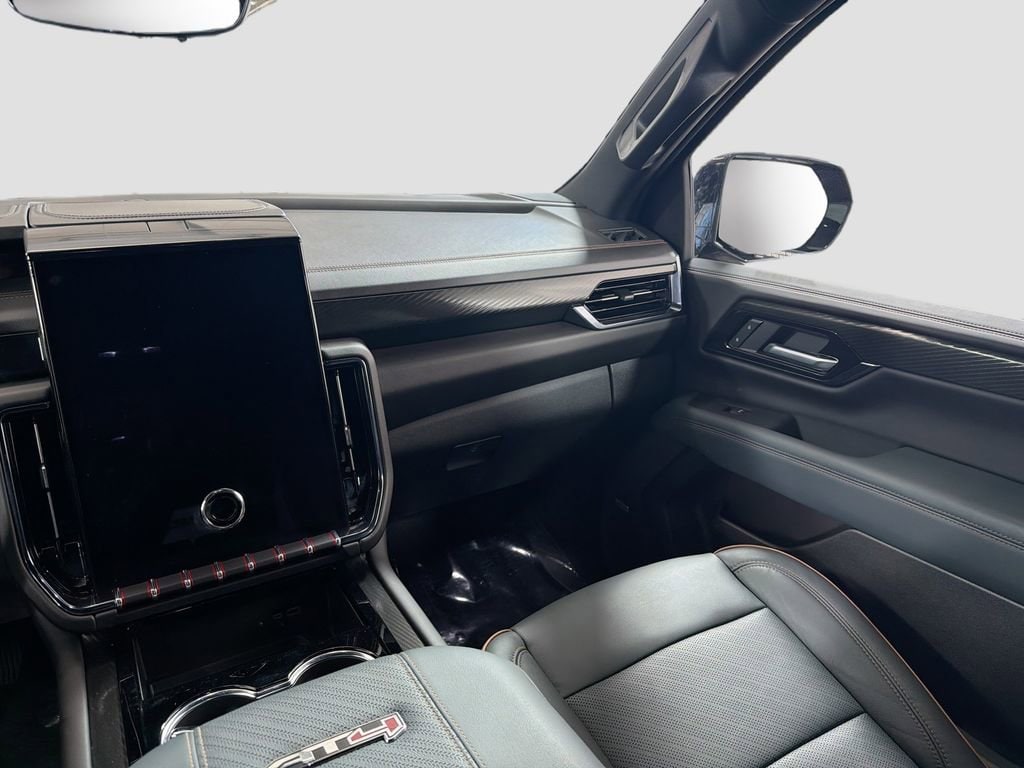 2025 GMC Yukon AT4 - Photo 26