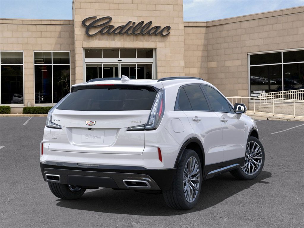 2025 Cadillac XT4 Sport photo 4