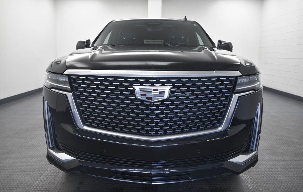 2021 Cadillac Escalade Premium Luxury photo 2