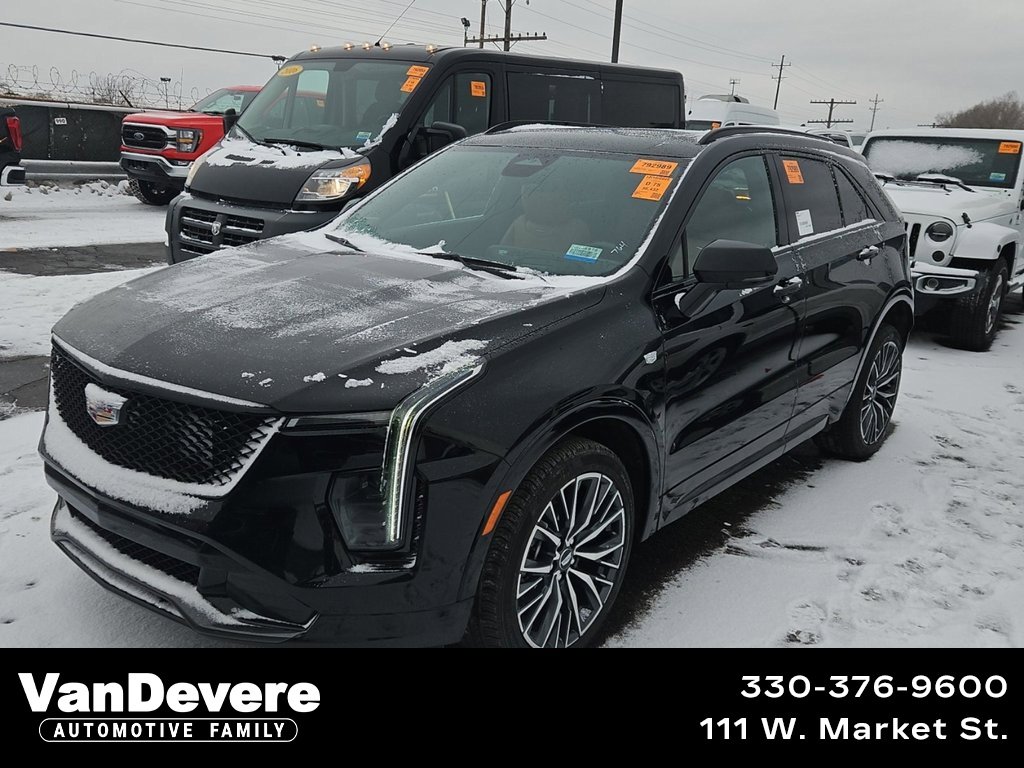 2024 Cadillac XT4 Sport's photo