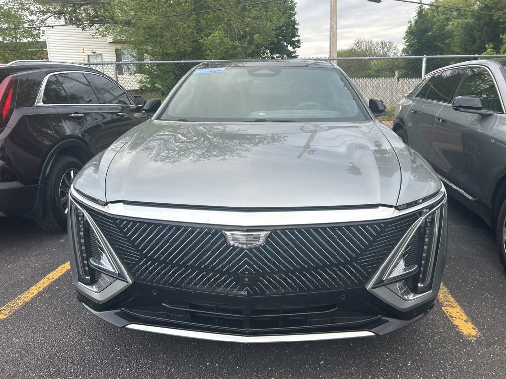 Used 2024 Cadillac LYRIQ Luxury 2 with VIN 1GYKPRRL6RZ129322 for sale in Akron, OH