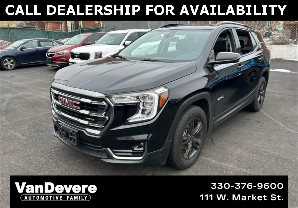 2024 GMC Terrain AT4's photo
