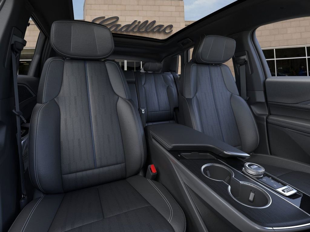 2025 Cadillac LYRIQ Luxury 1 - Photo 16