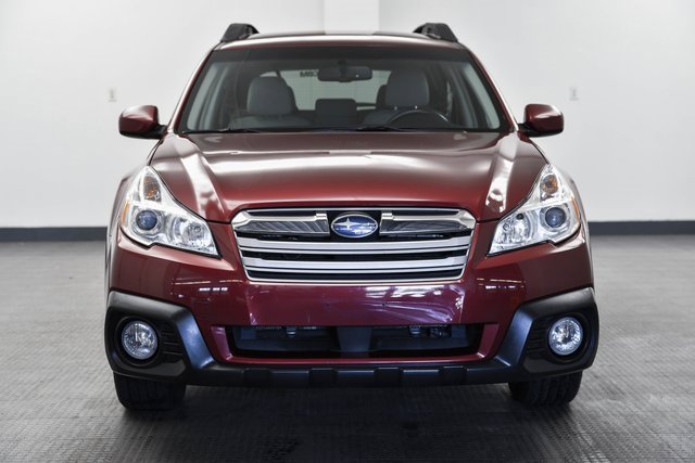 Used 2014 Subaru Outback 2.5i Premium with VIN 4S4BRCCC6E3292468 for sale in AKRON, OH