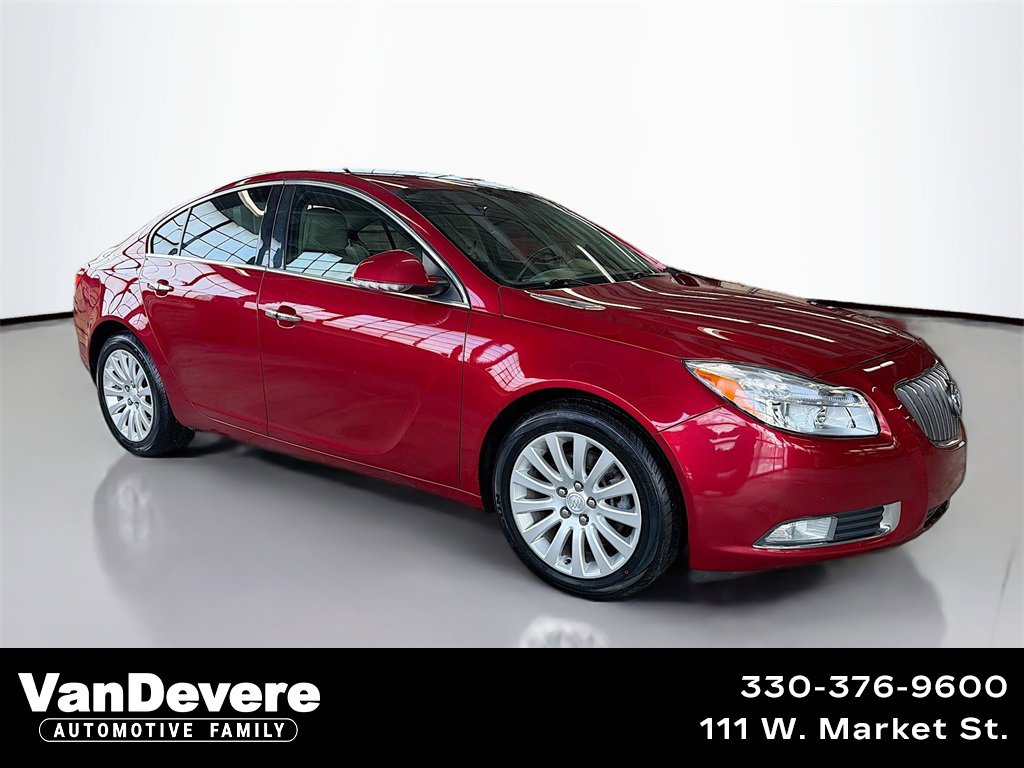 2013 Buick Regal Premium 1