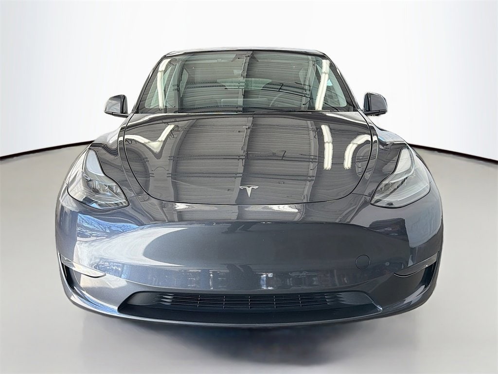 Used 2024 Tesla Model Y Long Range with VIN 7SAYGDEE1RA227917 for sale in Akron, OH