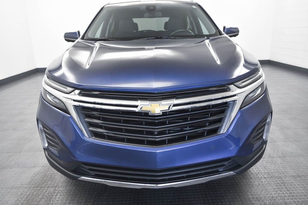 Used 2022 Chevrolet Equinox LT with VIN 3GNAXUEV6NS212307 for sale in AKRON, OH