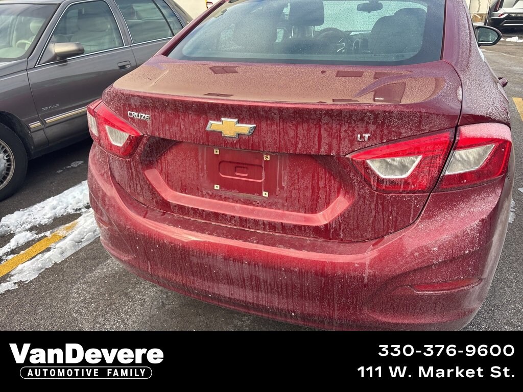 Used 2018 Chevrolet Cruze LT Car