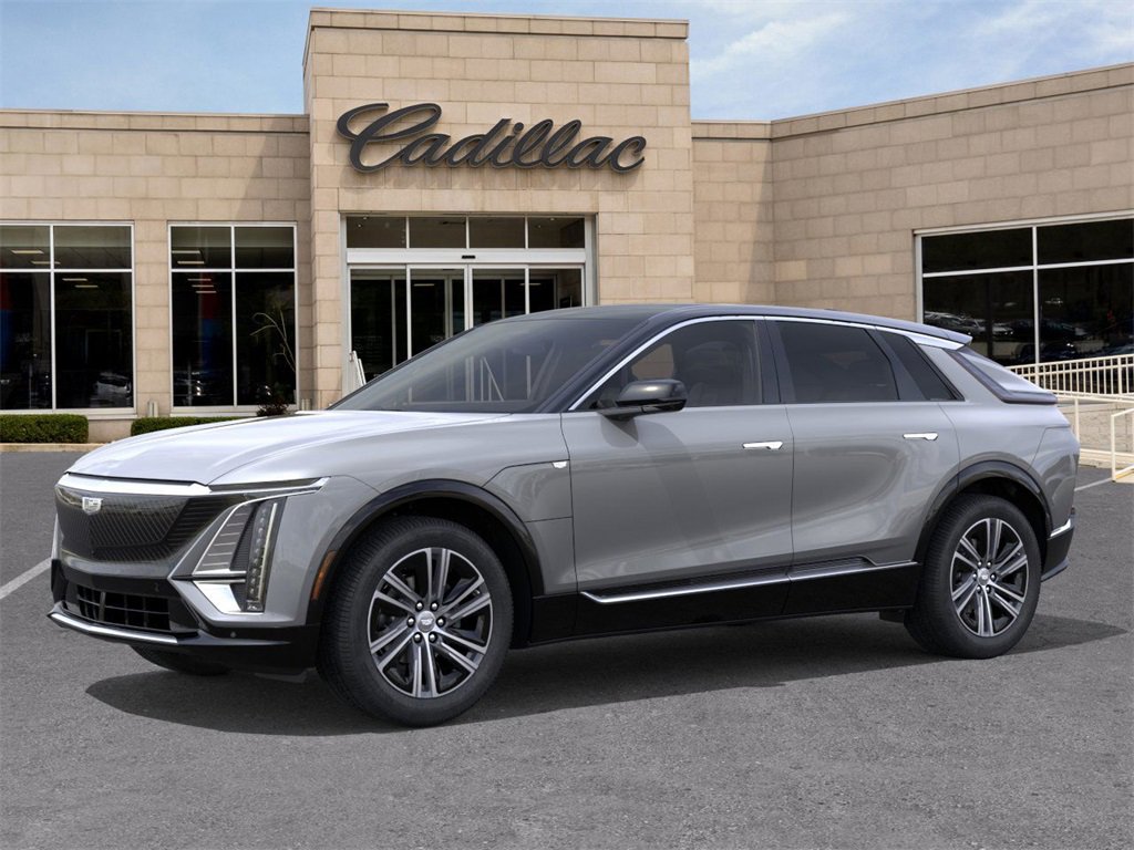 2026 Cadillac Lyriq Luxury photo 2