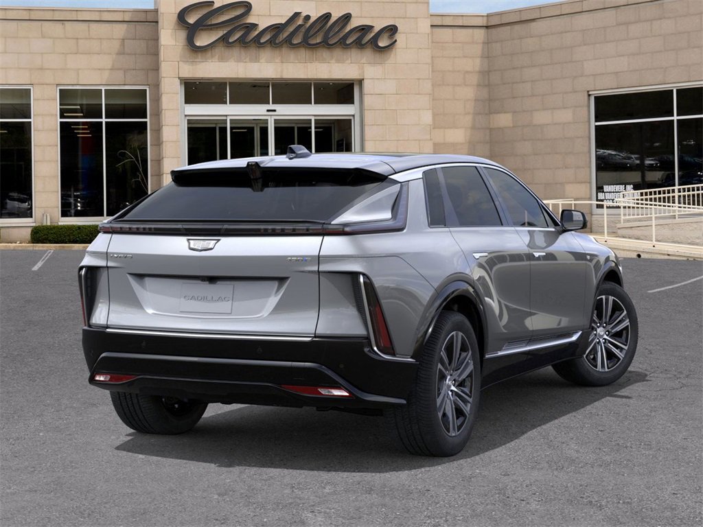 2026 Cadillac Lyriq Luxury photo 4