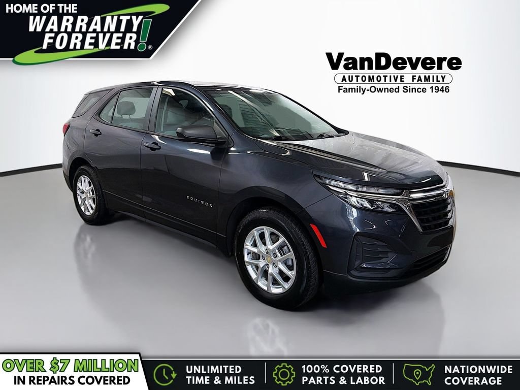 2022 Chevrolet Equinox AWD LS's photo