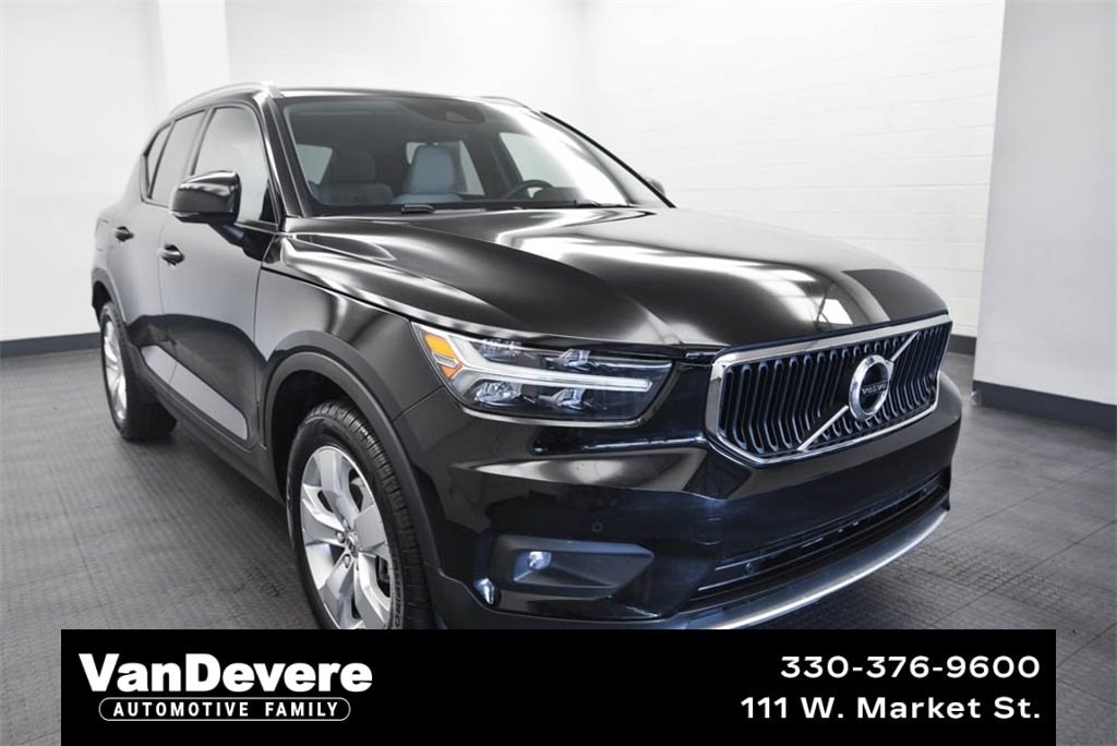 2022 Volvo XC40