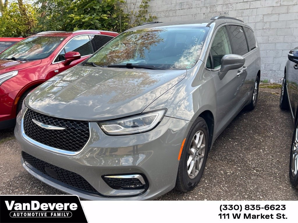 2022 Chrysler Pacifica Touring L