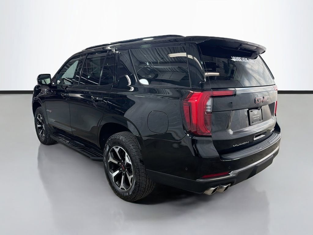 2025 GMC Yukon AT4 - Photo 7