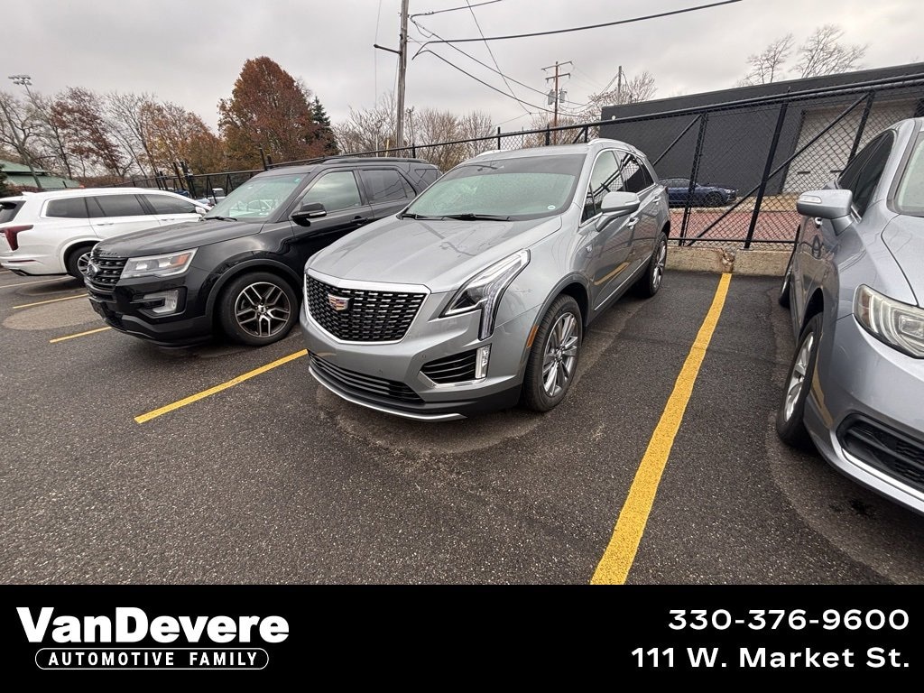 Used 2025 CADILLAC XT5 Premium Luxury SUV
