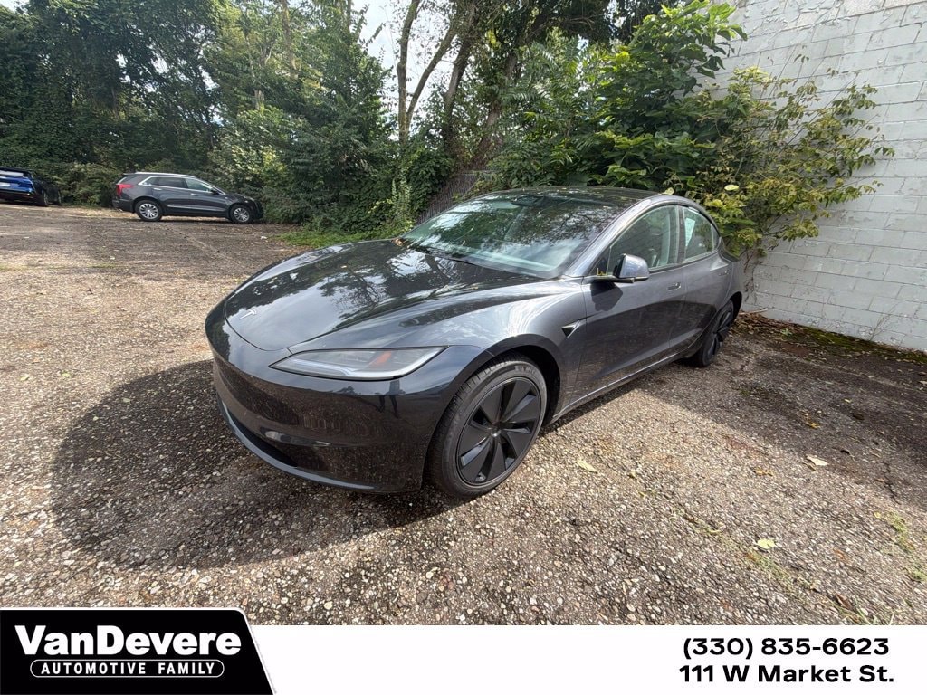 Used 2025 Tesla Model 3 Long Range with VIN 5YJ3E1EA4SF977927 for sale in Akron, OH