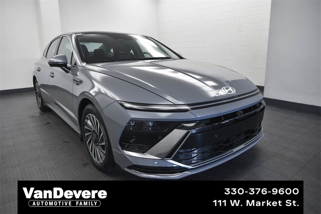 2024 Hyundai Sonata Hybrid Limited's photo