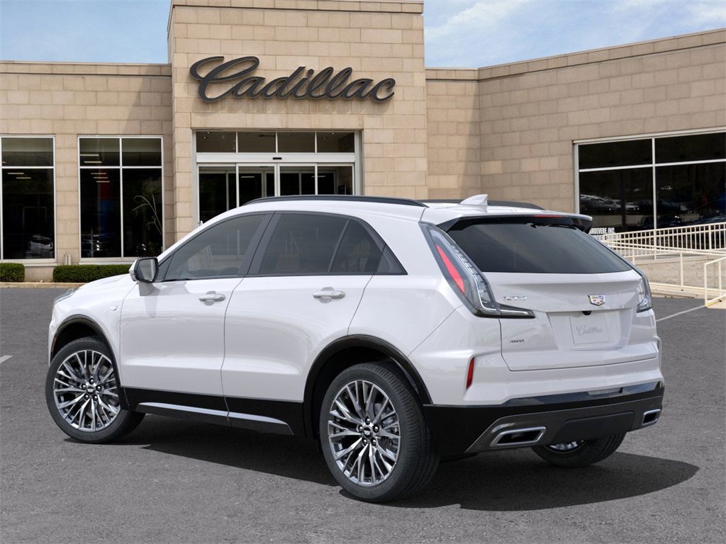 2025 Cadillac XT4 Sport photo 3