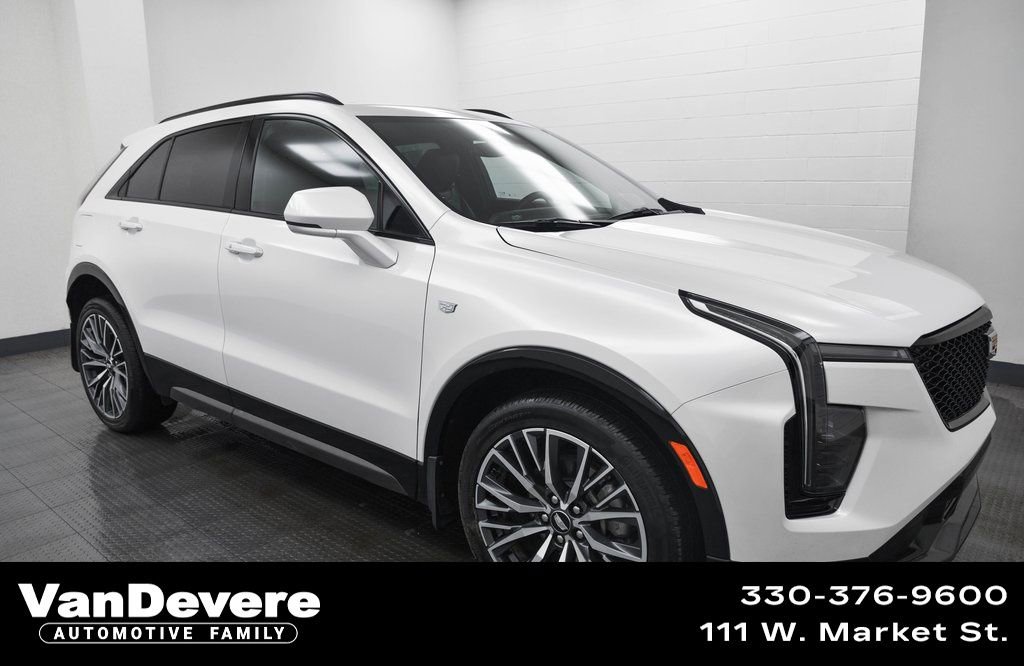 2024 CADILLAC XT4 SUV 