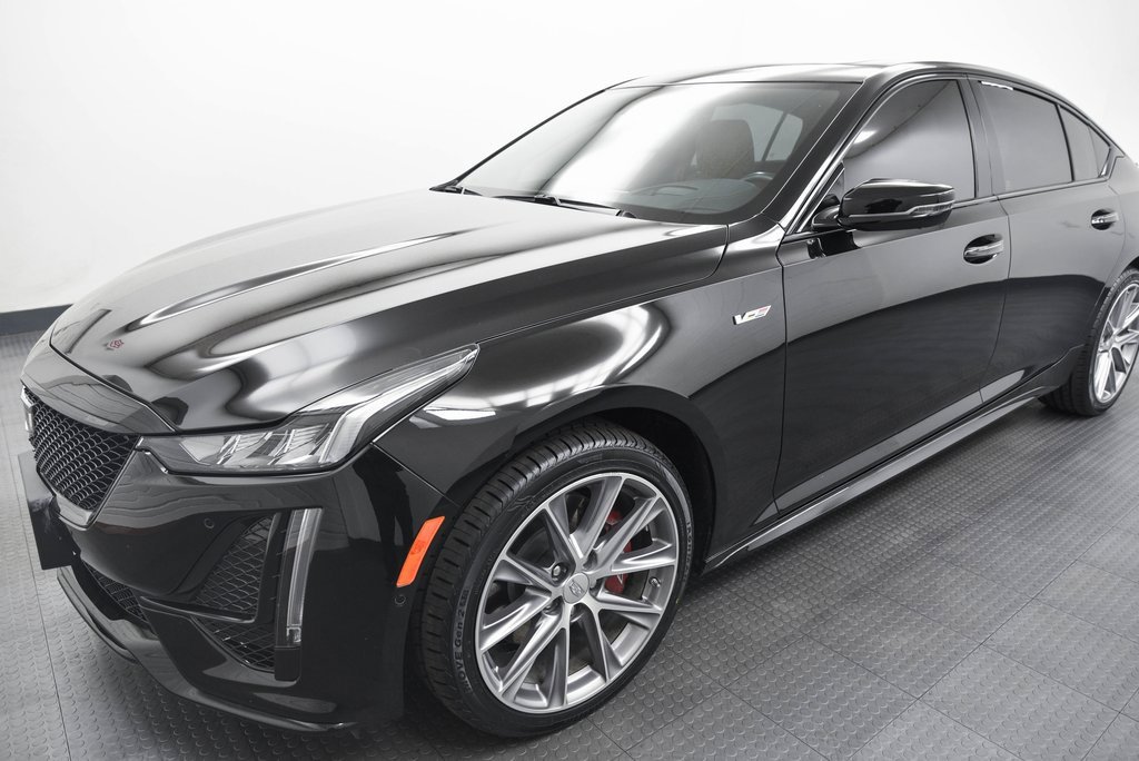 2024 Cadillac CT5 V photo 3