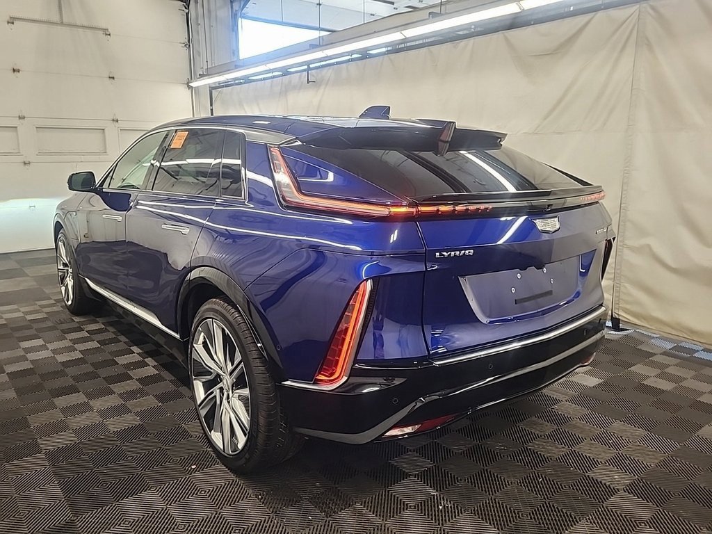 Used 2024 Cadillac LYRIQ Luxury 3 with VIN 1GYKPSRL4RZ139967 for sale in Akron, OH