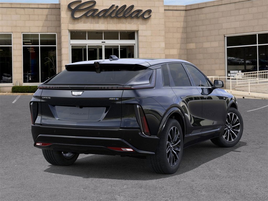 2026 Cadillac Lyriq Sport photo 2