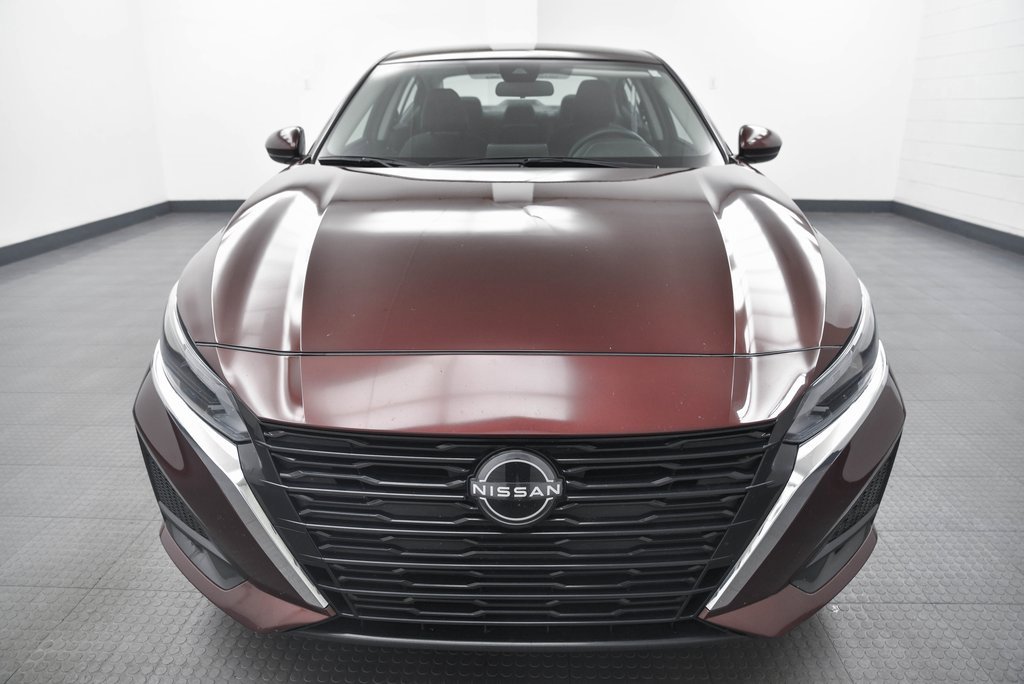 2023 Nissan Altima 2.5 SV photo 2