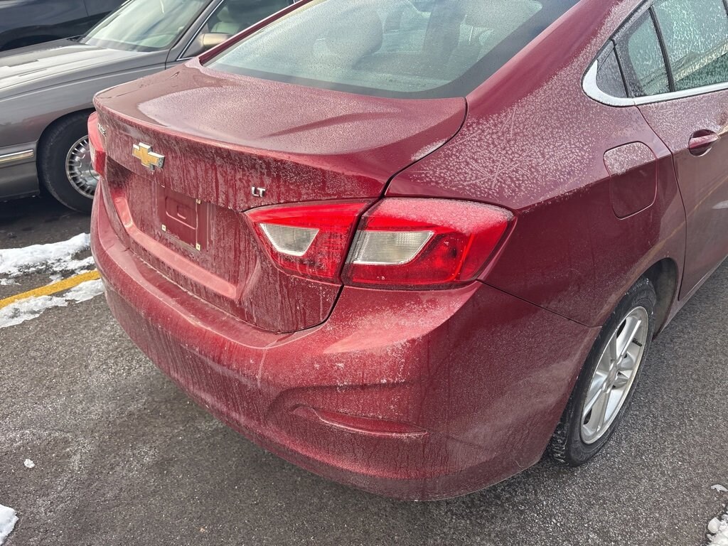 Used 2018 Chevrolet Cruze LT Car