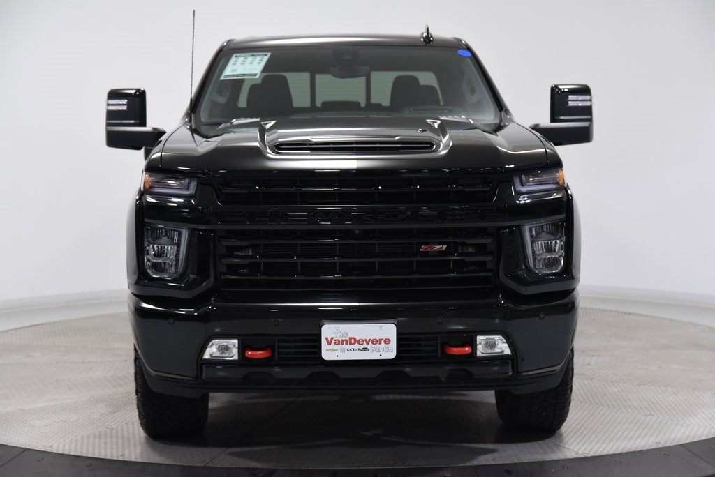 2023 Chevrolet Silverado 2500HD LTZ photo 2