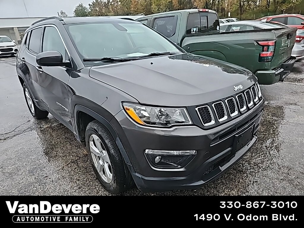 Used 2018 Jeep Compass Latitude 4x4 SUV