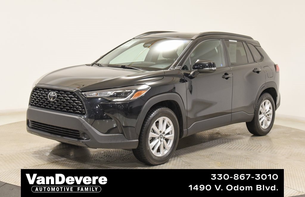 Used 2023 Toyota Corolla Cross LE SUV