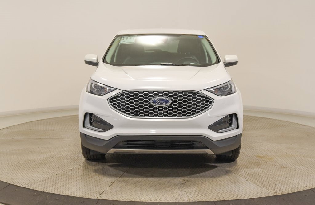 Used 2024 Ford Edge  SUV